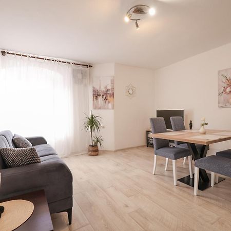 Viva - 2 Bedroom Apt In City Centar Zadar Dış mekan fotoğraf
